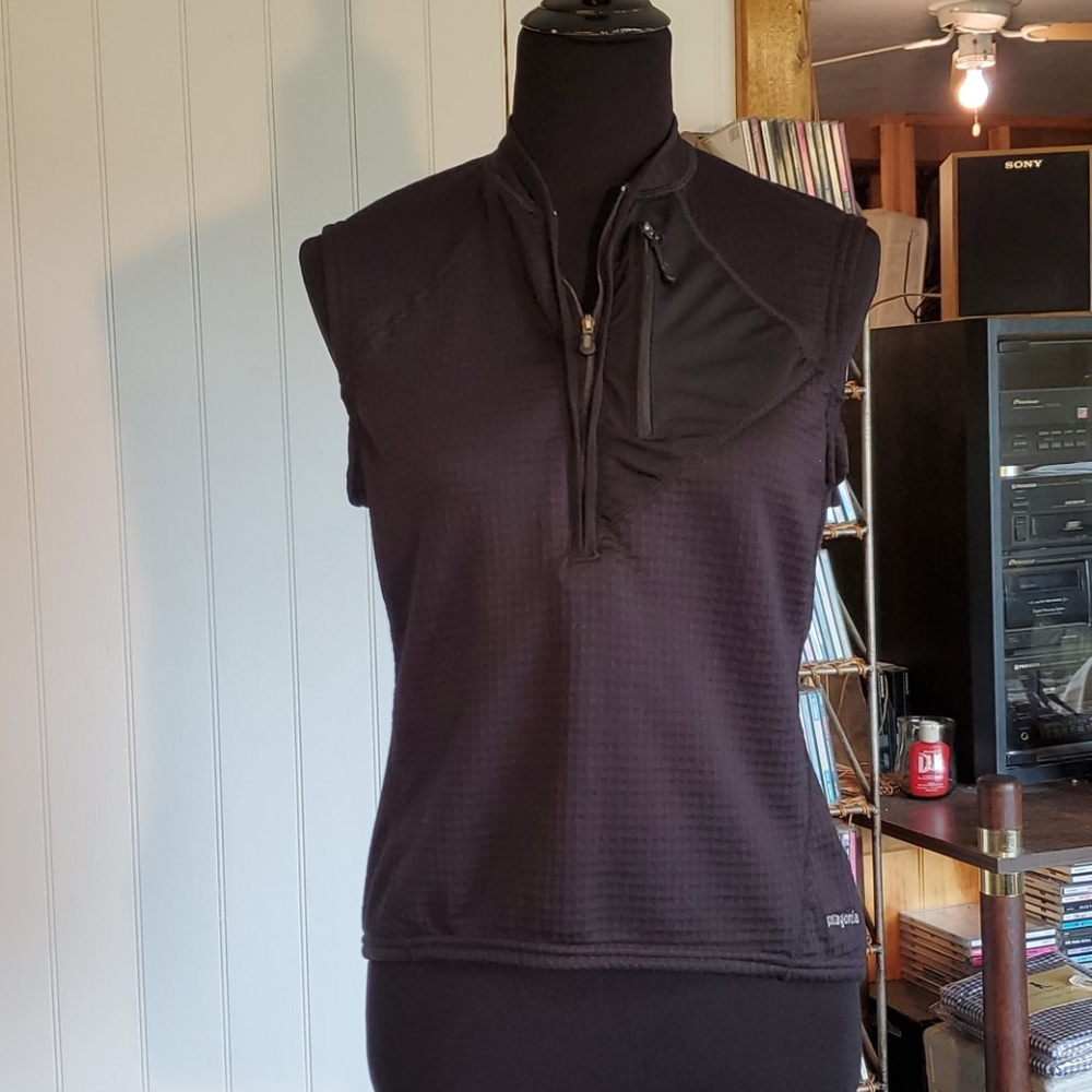Patagonia R1 Vest Black